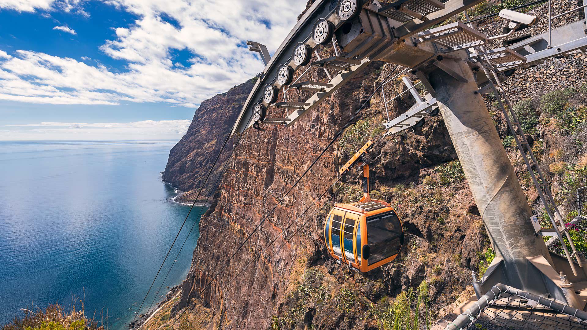 fajãs do cabo girão cable car