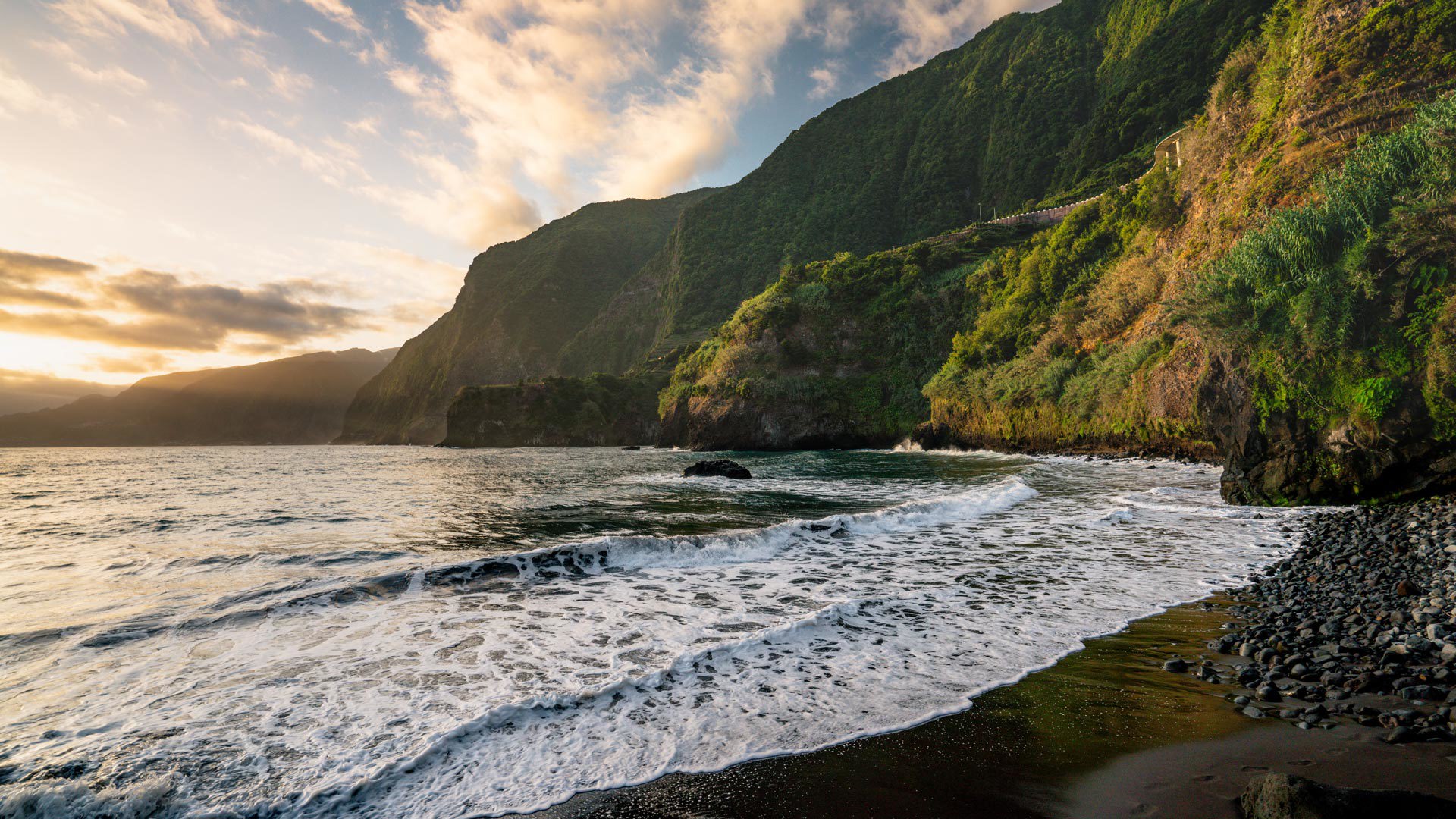 Salida y puesta del sol en Madeira