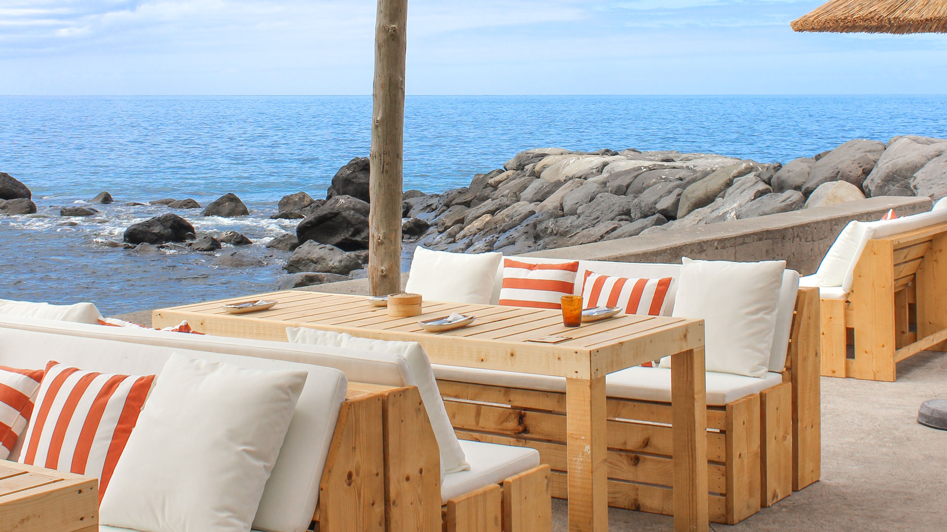Calhau Beach Club