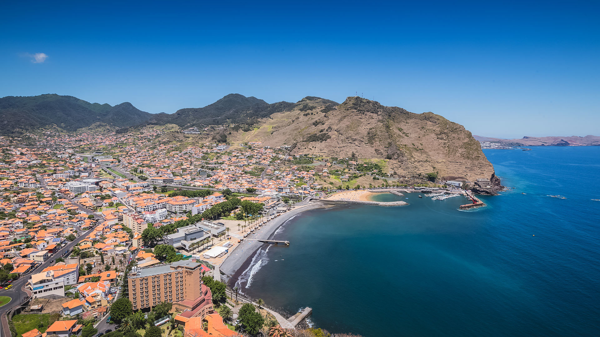 porto de recreio de machico 6