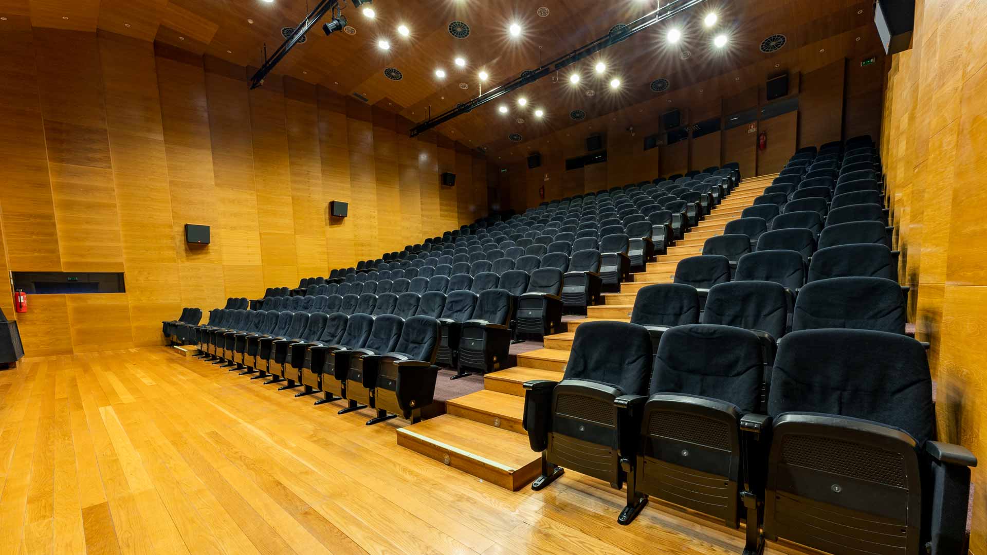 Porto Santo Congress Cultural Centre 1