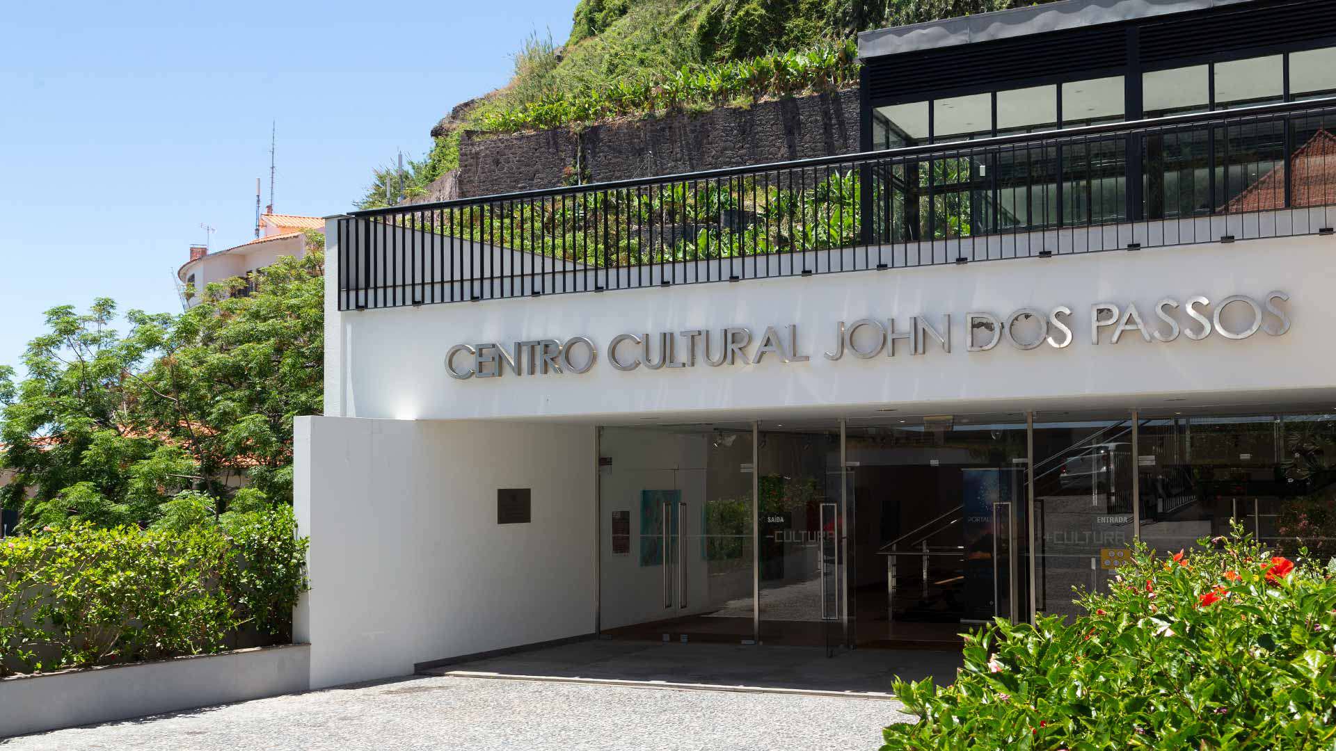 Centre culturel John dos Passos 1