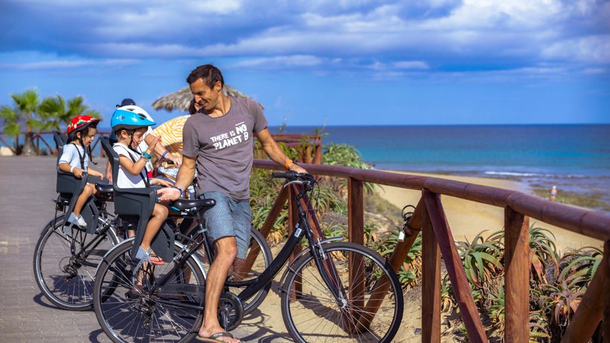 Passeio de bicicleta no Porto Santo