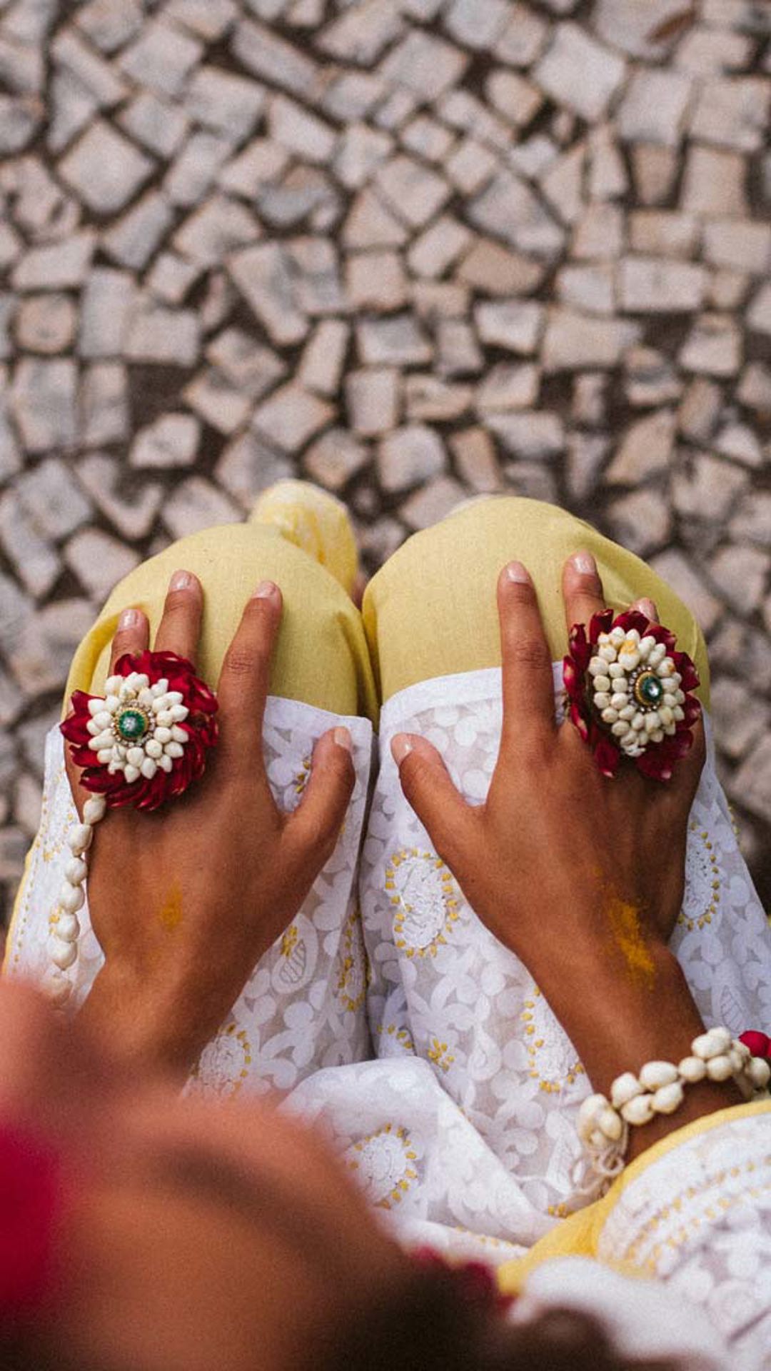 Noiva indiana em traje tradicional de casamento.