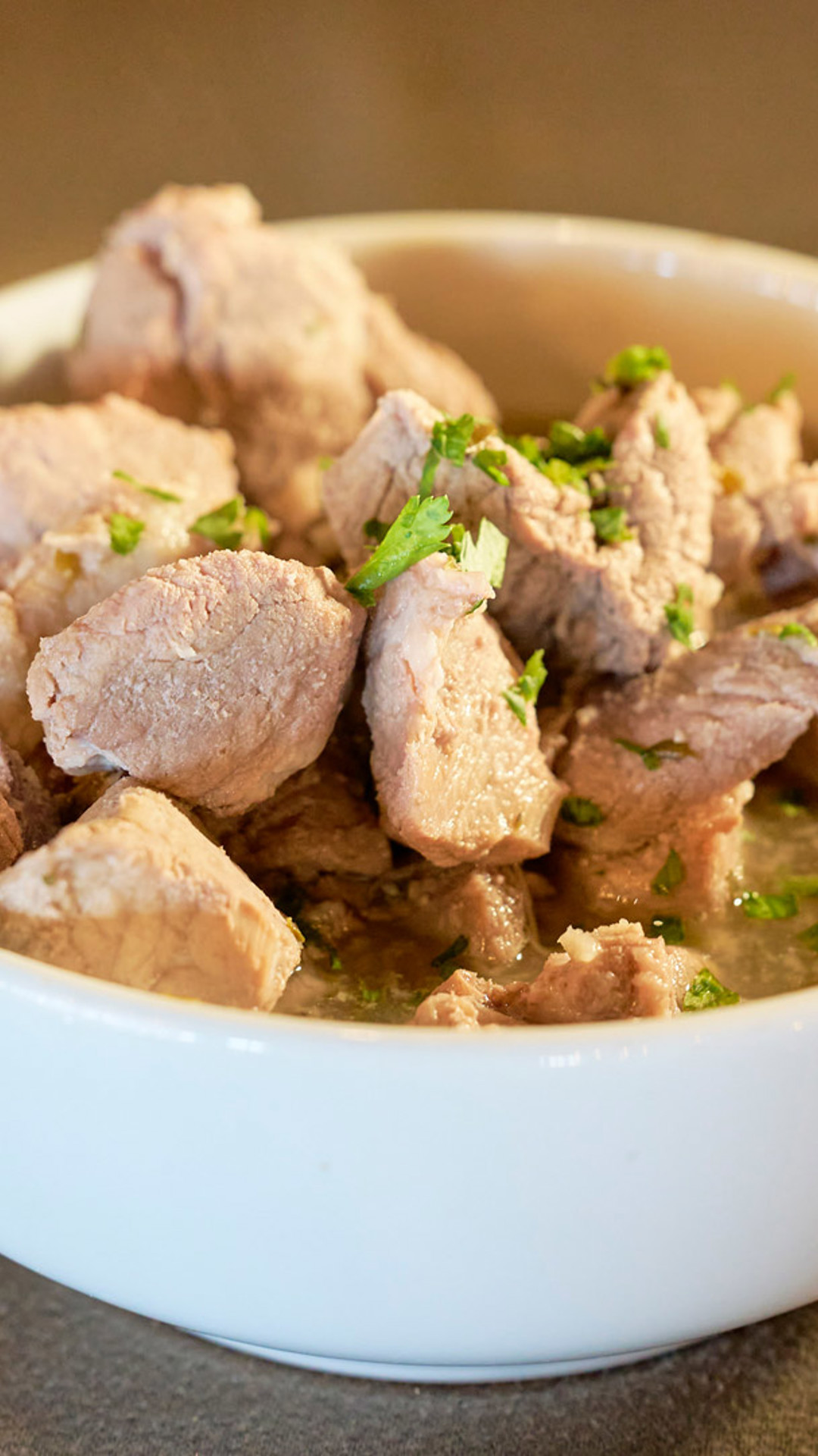 Plate of carne de vinho e alhos from Adega do Pomar.