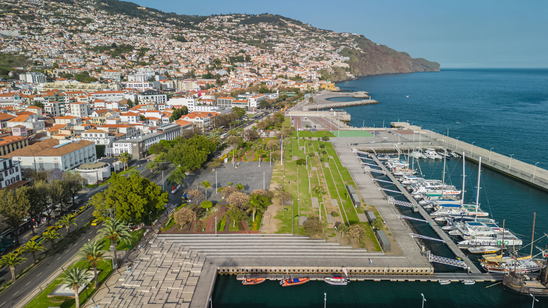 praça do povo funchal 14