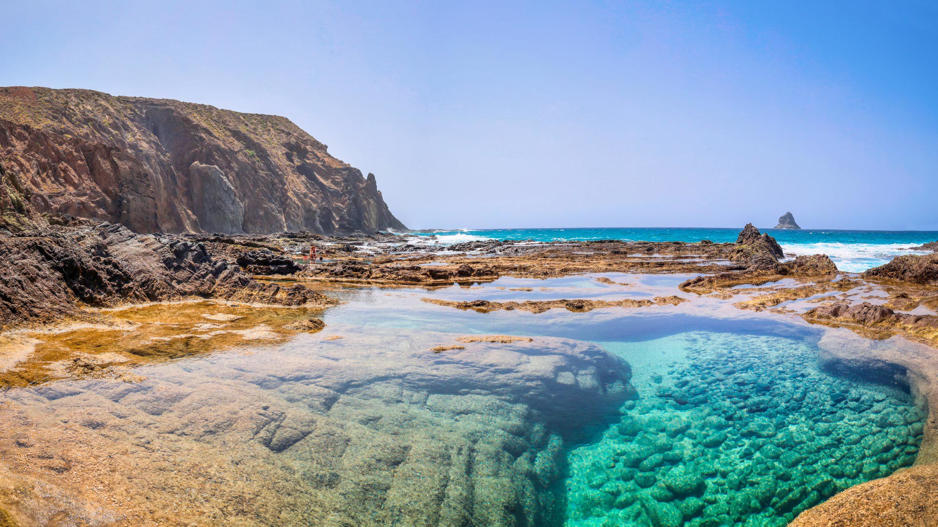 praia das salemas porto santo