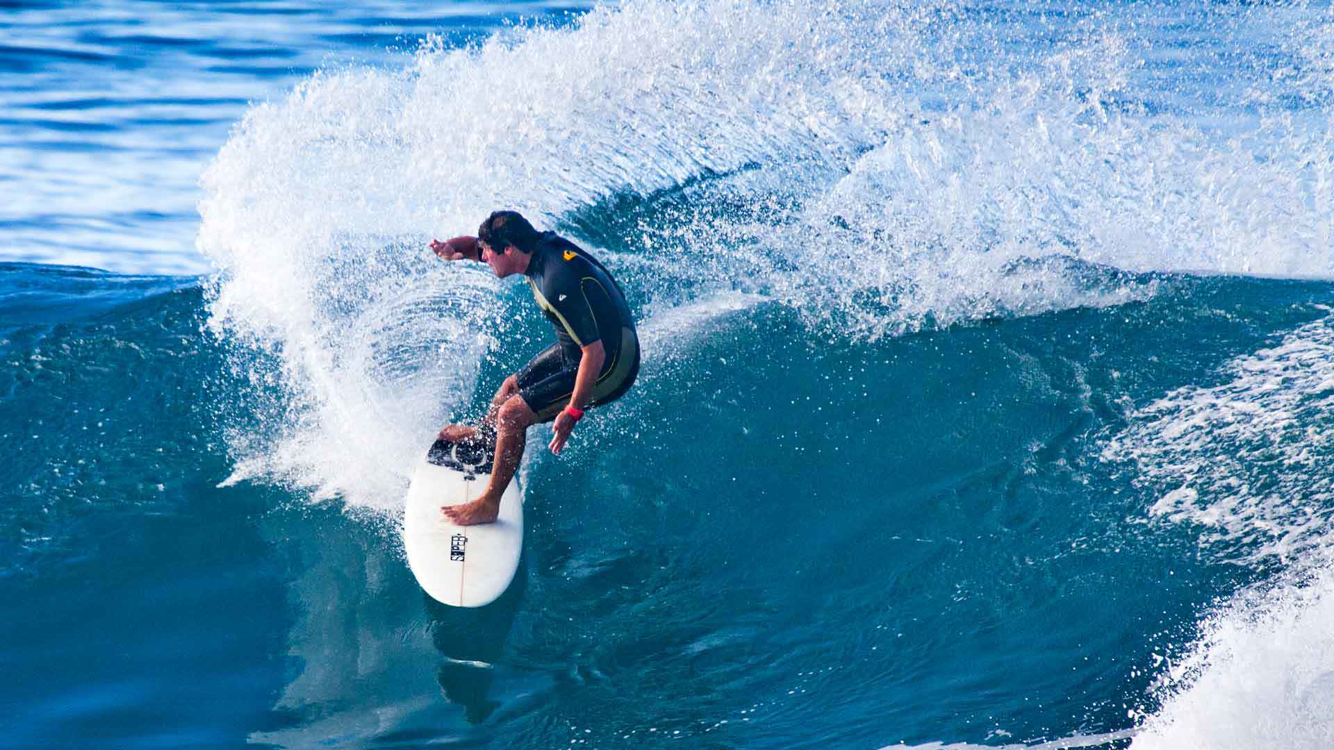 Surfen in Achadas da Cruz 4